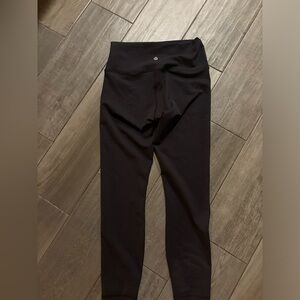 Lululemon LIKE NEW black leggings